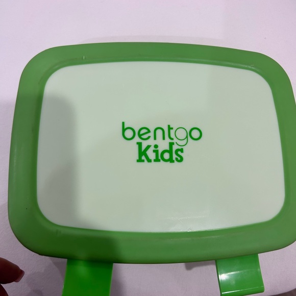 BENTGO KIDS • Green Lunch Box • Small • - Picture 7 of 13